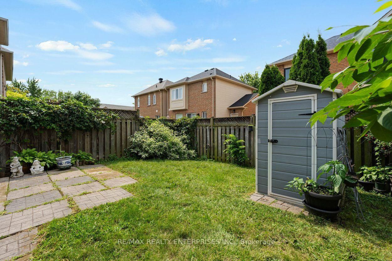 2248 Seton Cres, Burlington — 30