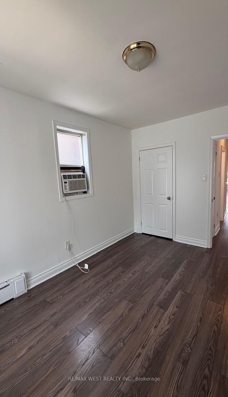 2-108 Kirknewton Rd, Toronto — 18