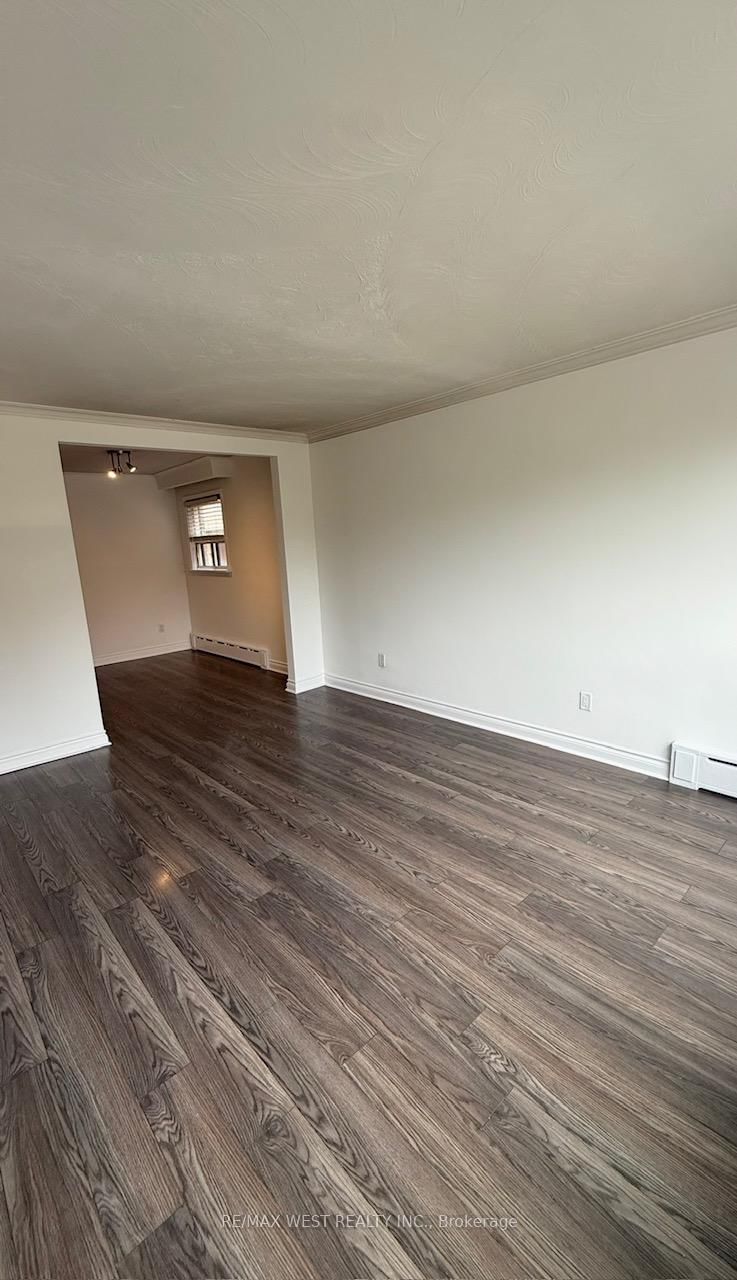 2-108 Kirknewton Rd, Toronto — 4