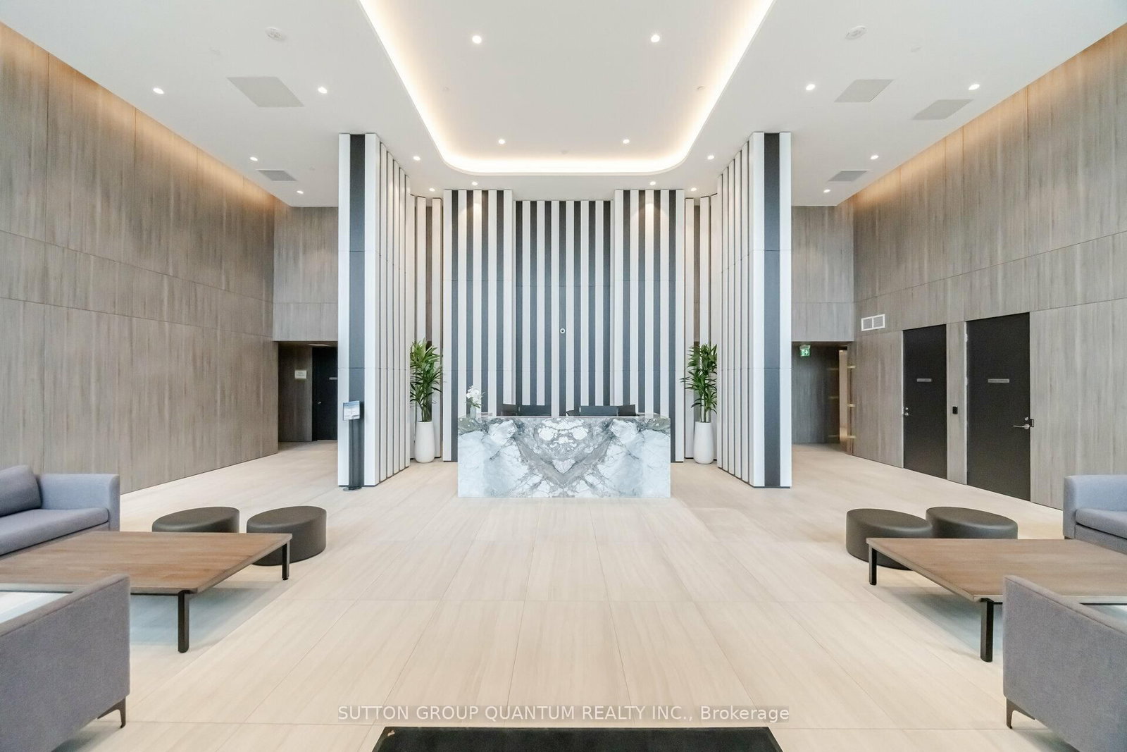 1307-220 Missinnihe Way, Mississauga — 3